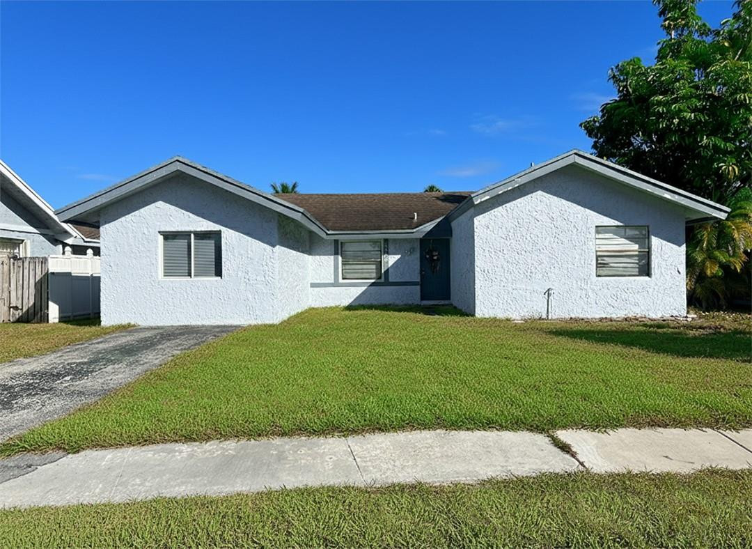 8205 SW 12th Place Property Photo 1