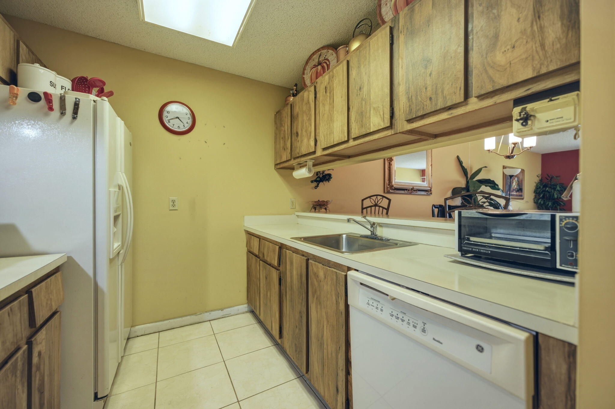 8620 N Sherman Circle 204 Property Photo 3