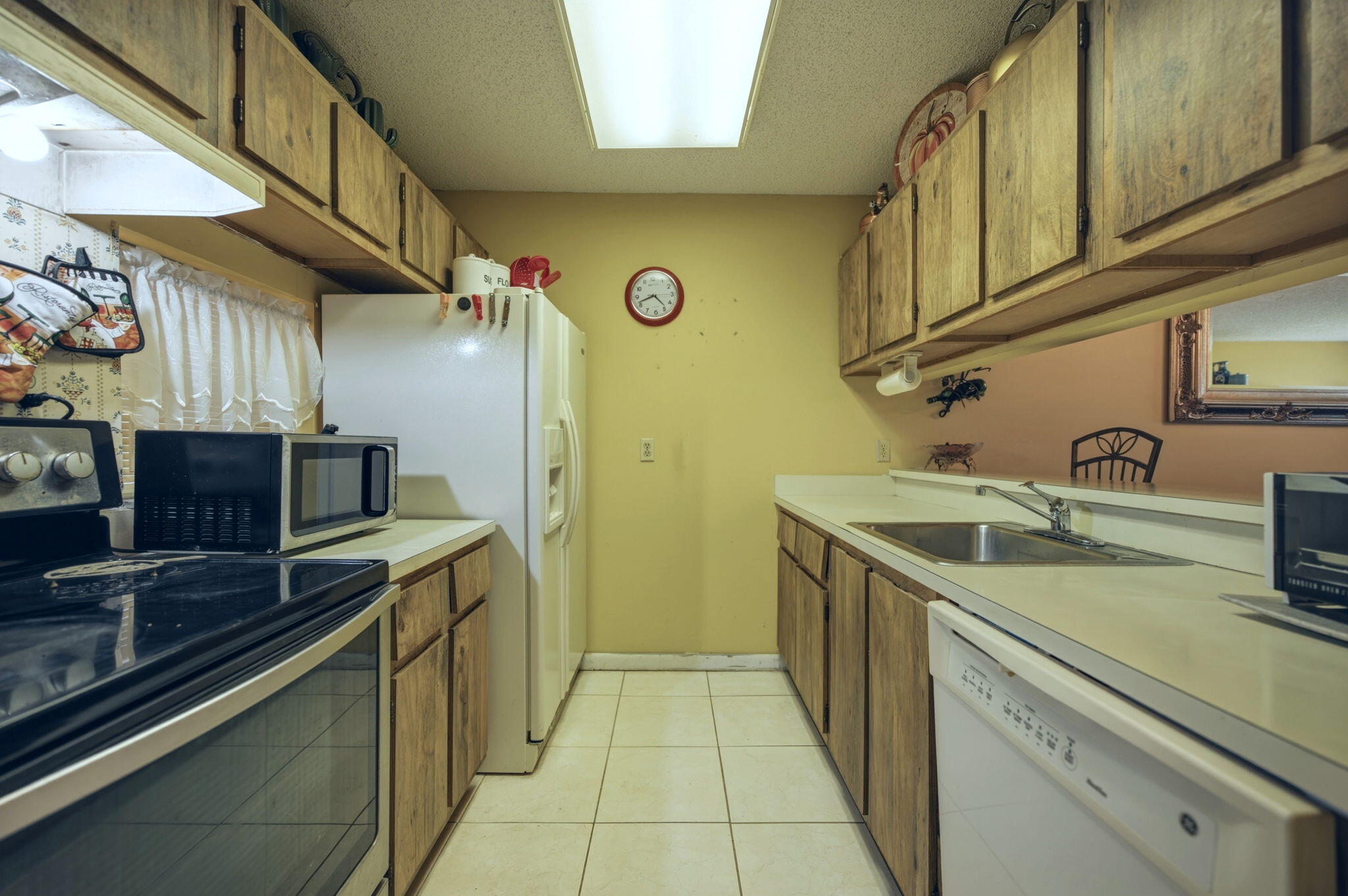 8620 N Sherman Circle 204 Property Photo 10