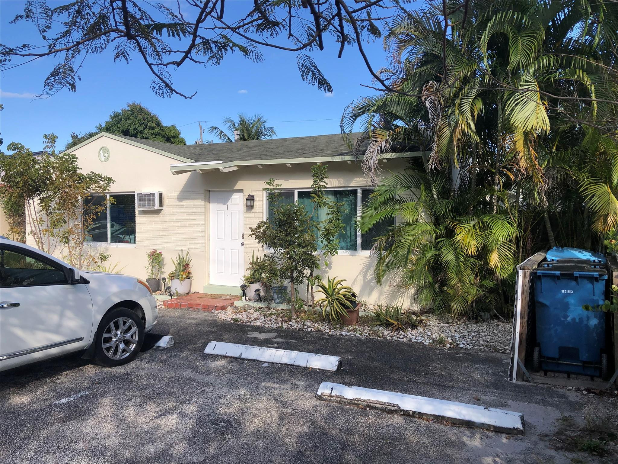 812 Ne 15 Avenue Property Photo 17