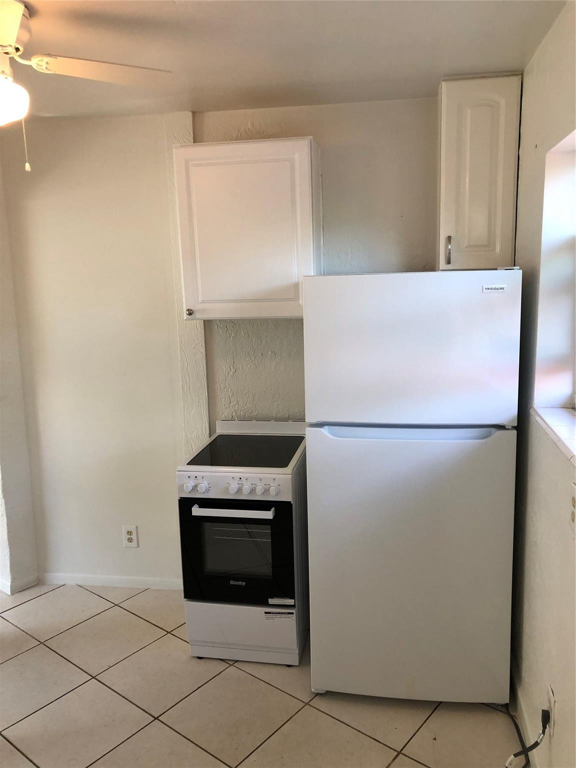 812 Ne 15 Avenue Property Photo 29