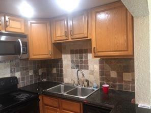 4174 Inverrary Drive 907 Property Photo 32