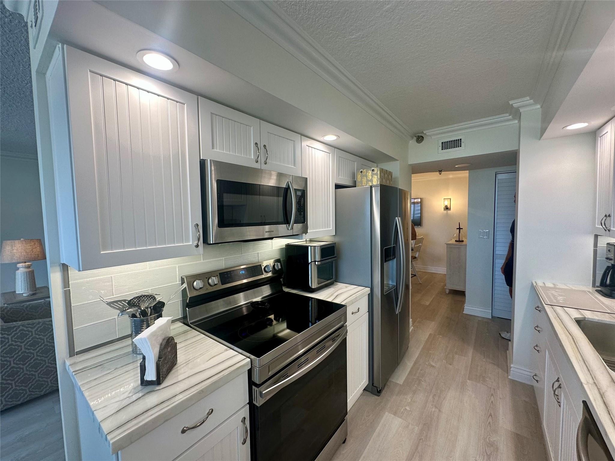 1500 N Ocean Boulevard 601 Property Photo 16