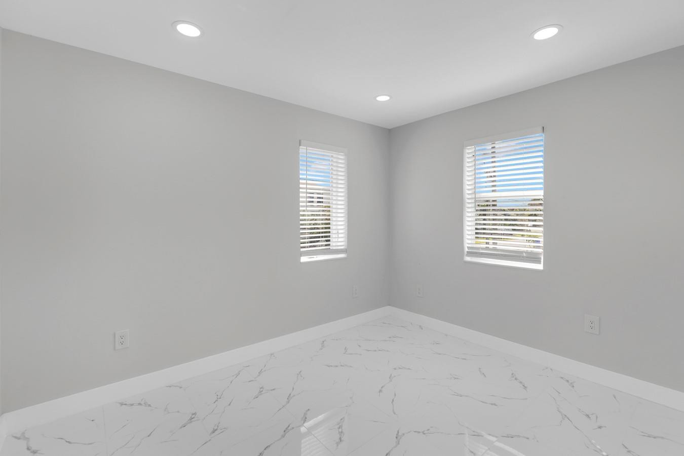 851 Nw 4th Avenue Property Photo 10