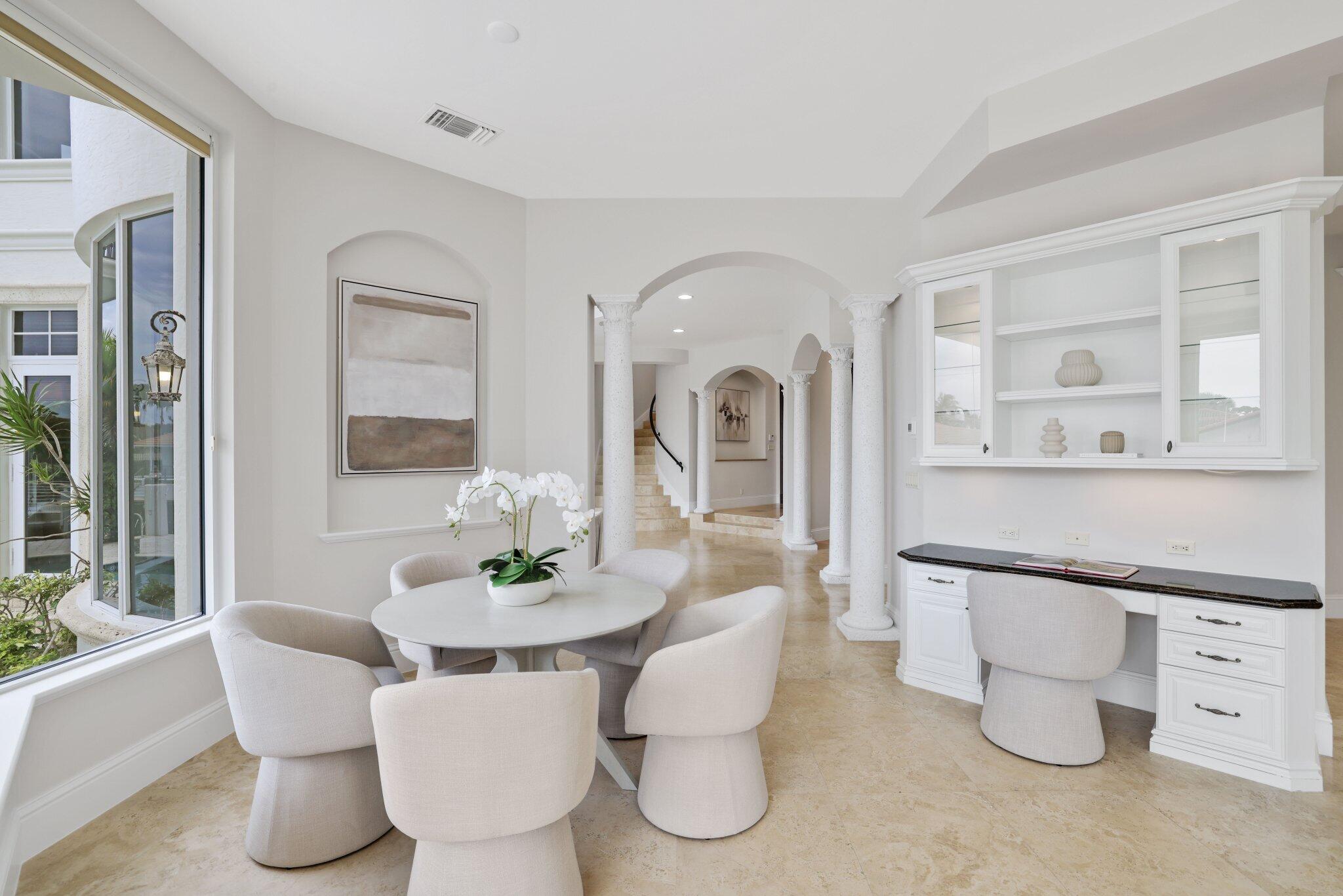 501 Golden Harbour Drive Property Photo 15