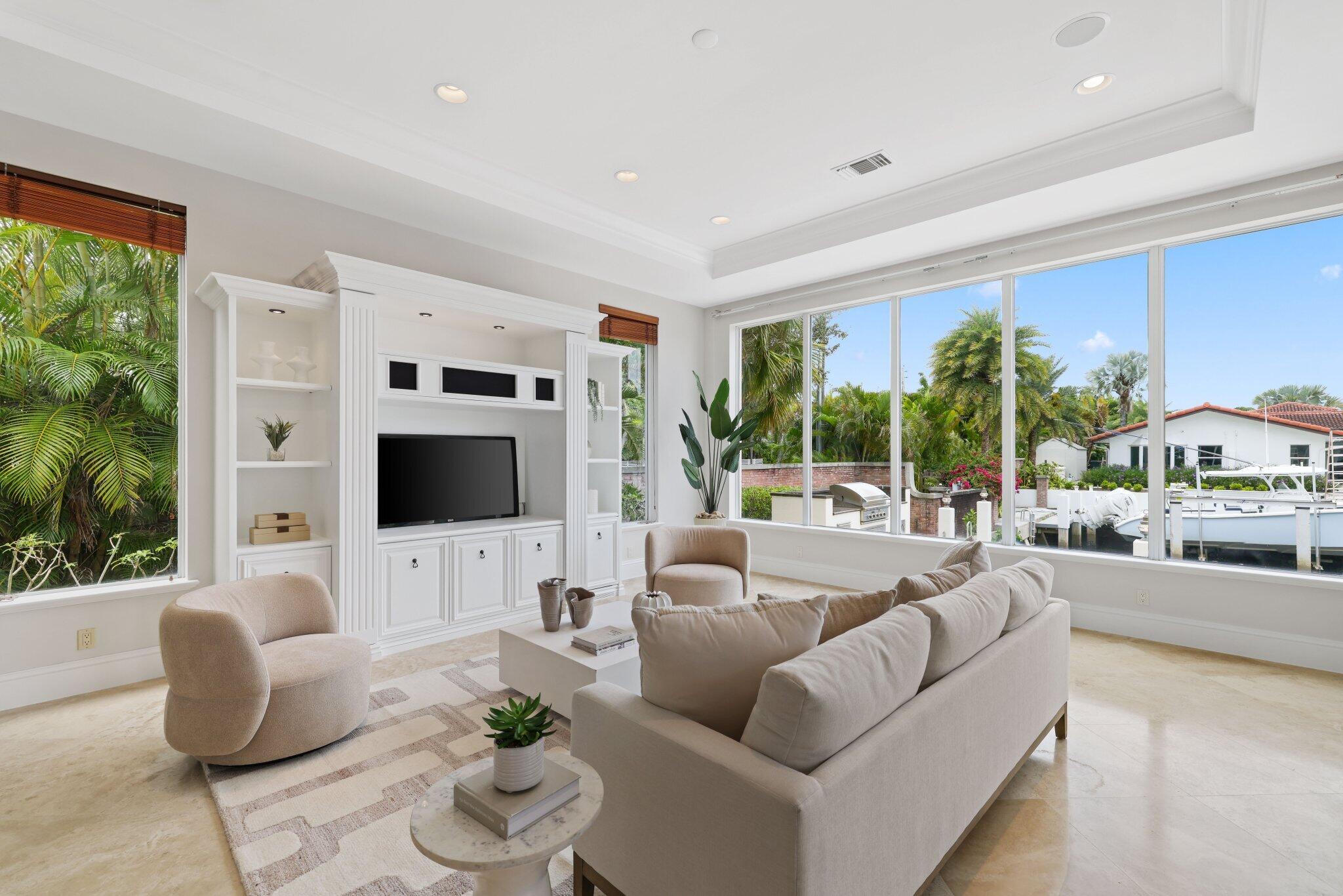501 Golden Harbour Drive Property Photo 16