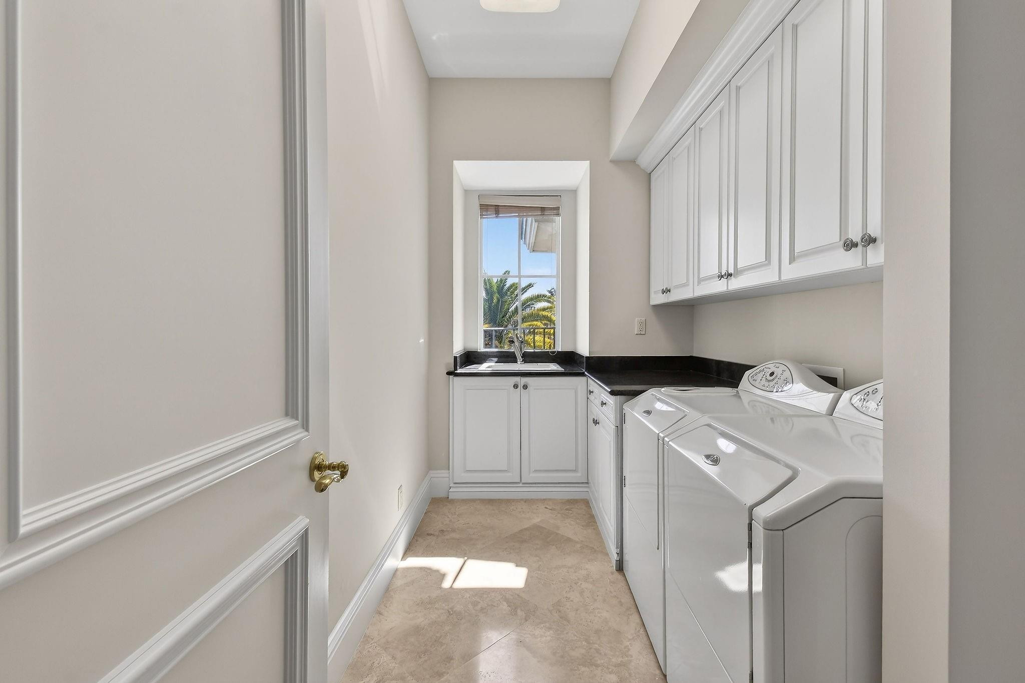 501 Golden Harbour Drive Property Photo 43