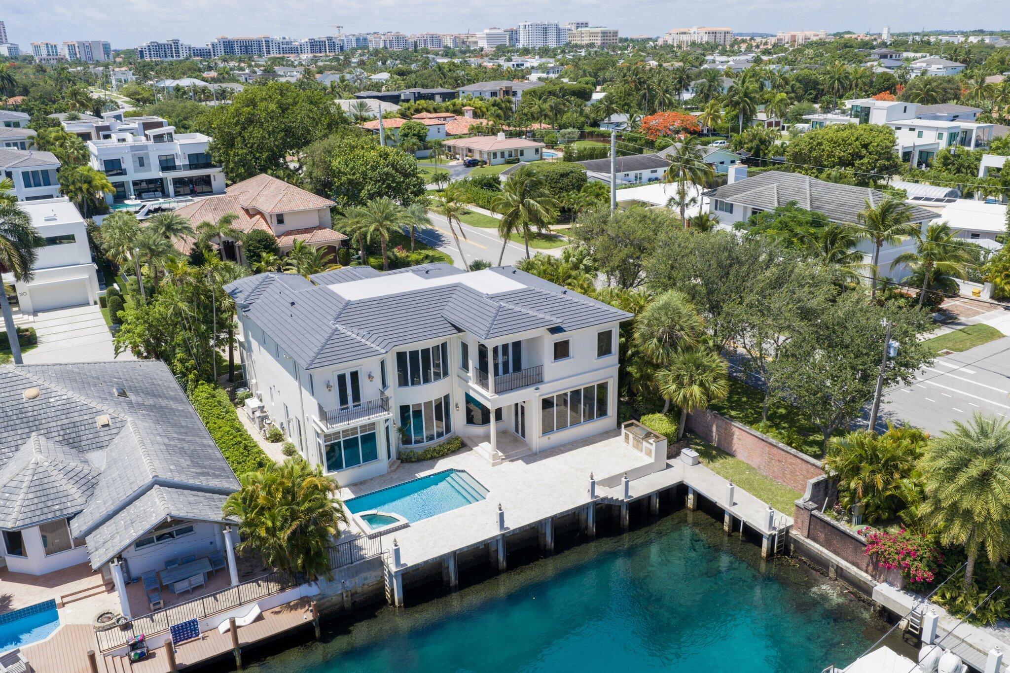 501 Golden Harbour Drive Property Photo 49