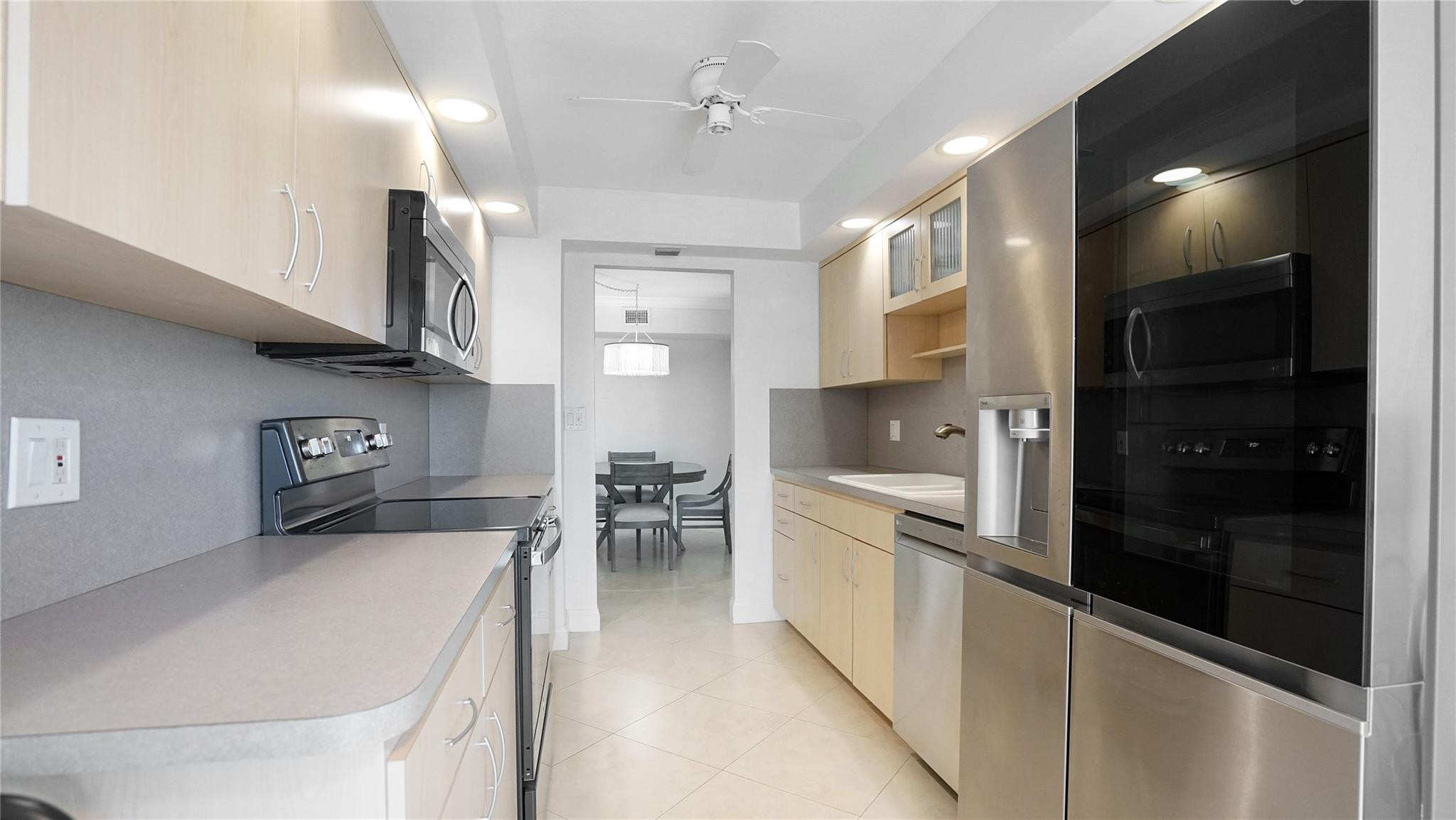 3410 Galt Ocean Drive 607n Property Photo 10