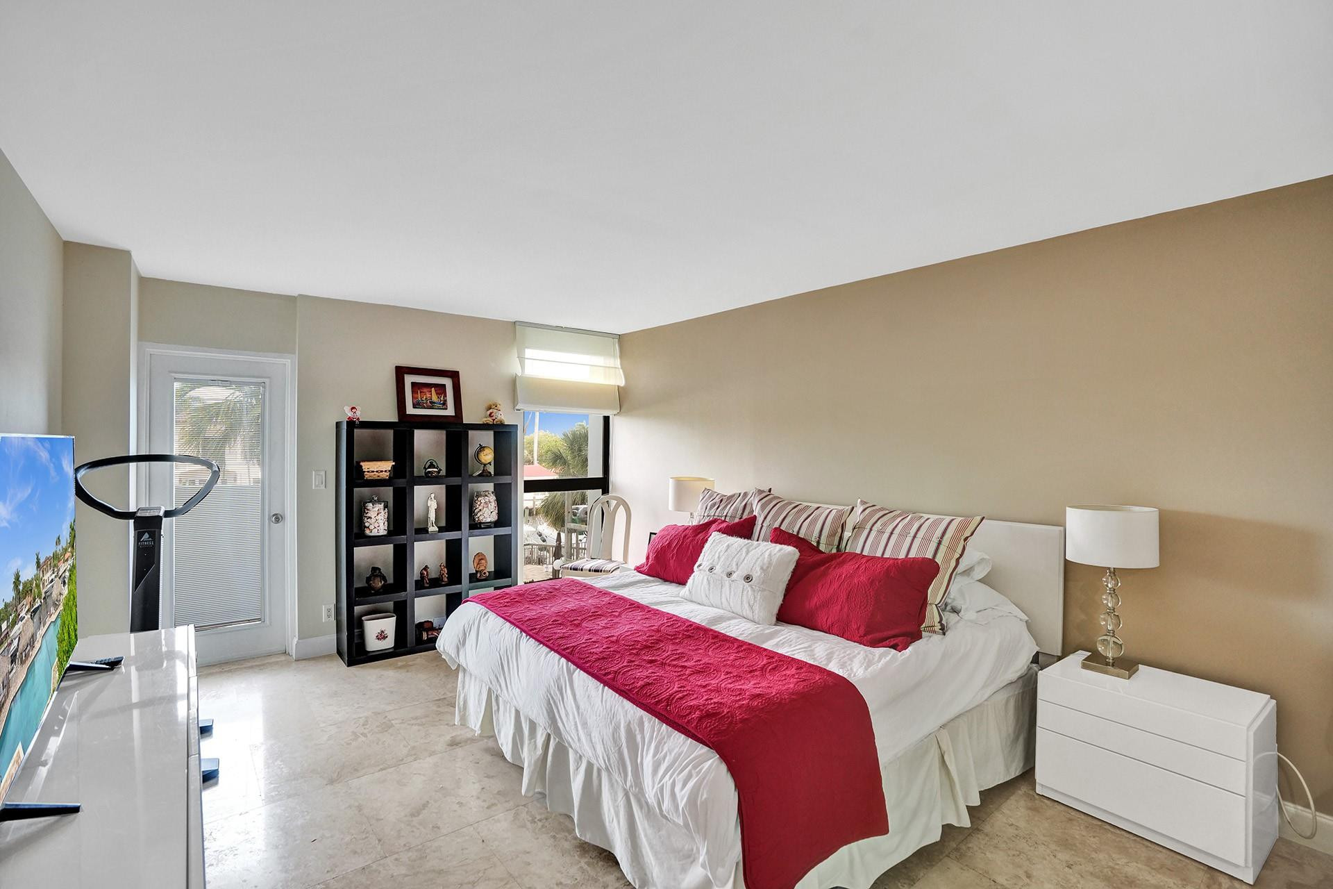 1361 S Ocean Bl 210 Property Photo 37