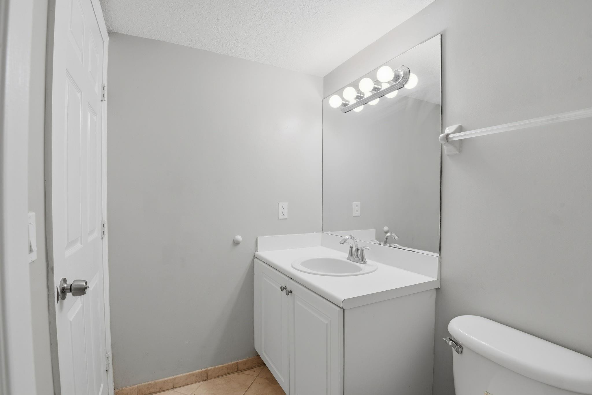 457 Se 37th Place 457 Property Photo 21