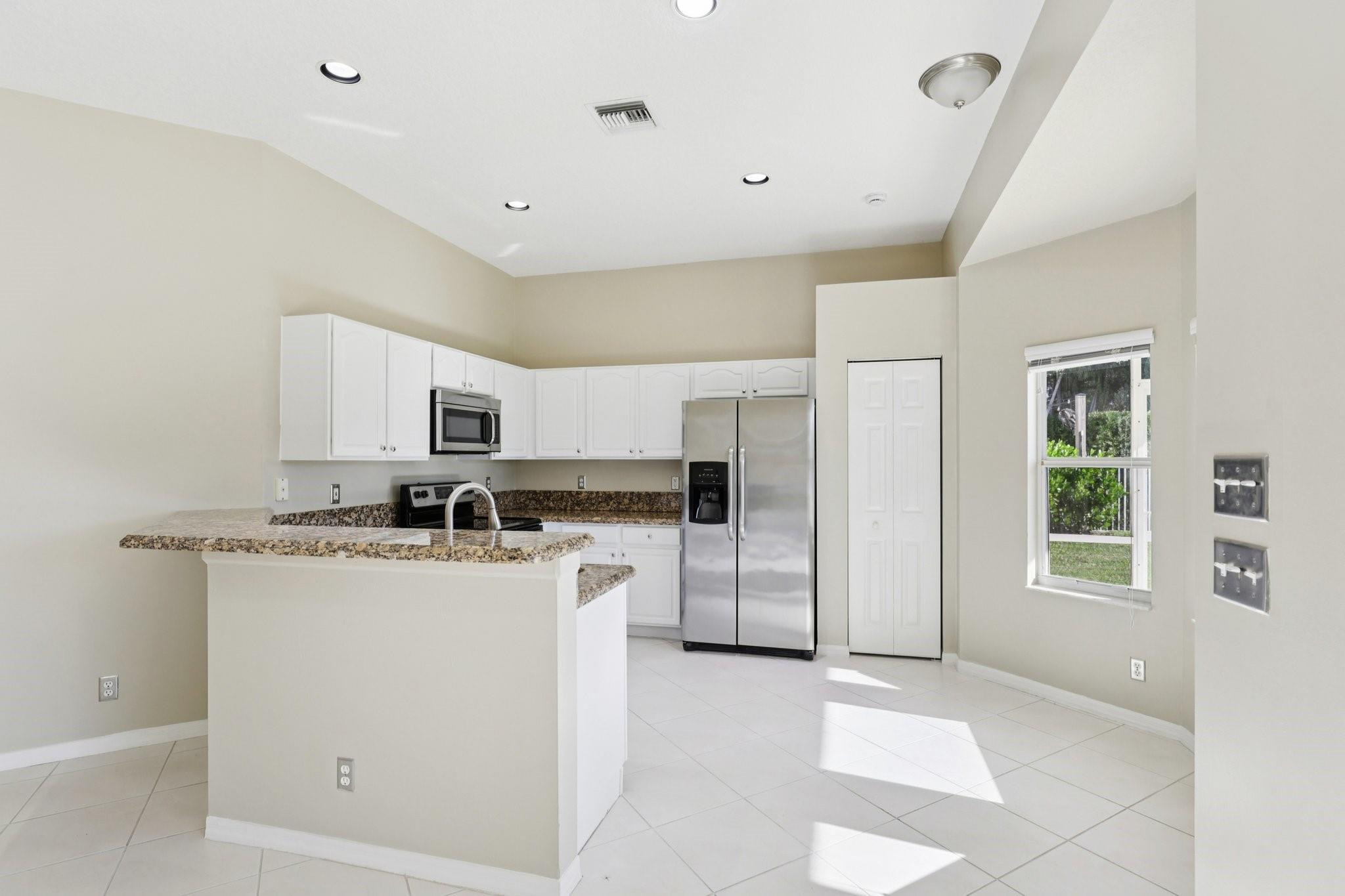 3746 Old Lighthouse Circle Property Photo 20