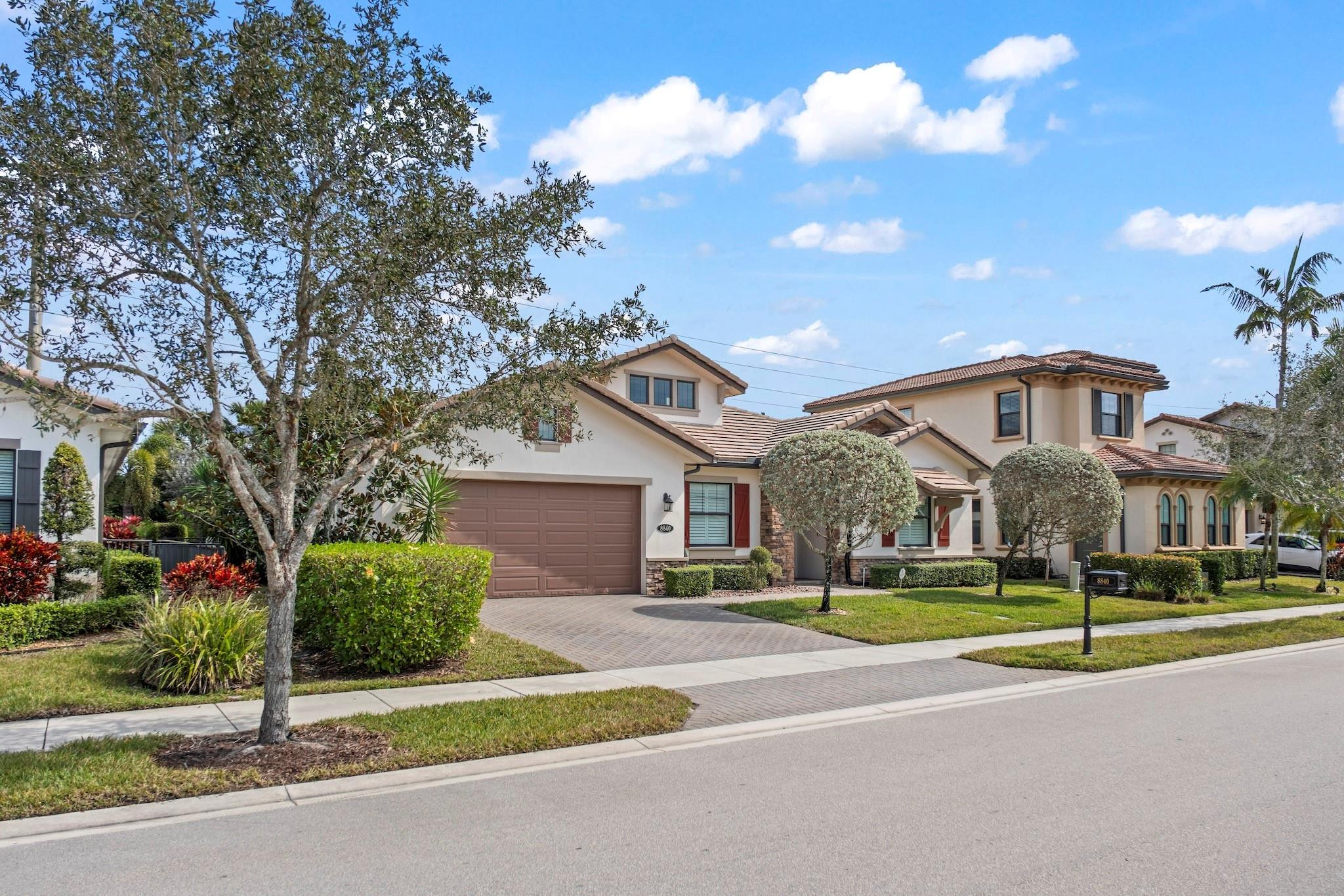 8840 Watercrest Cir Circle E Property Photo 3