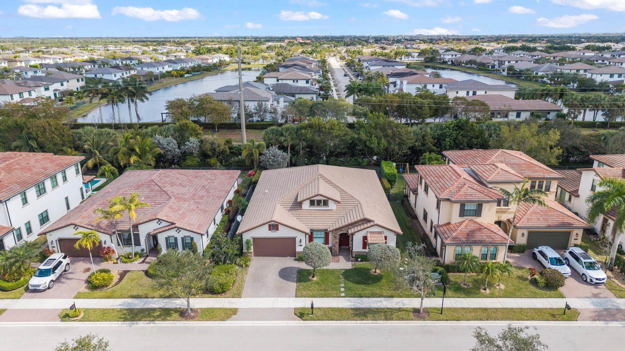 8840 Watercrest Cir Circle E Property Photo 9