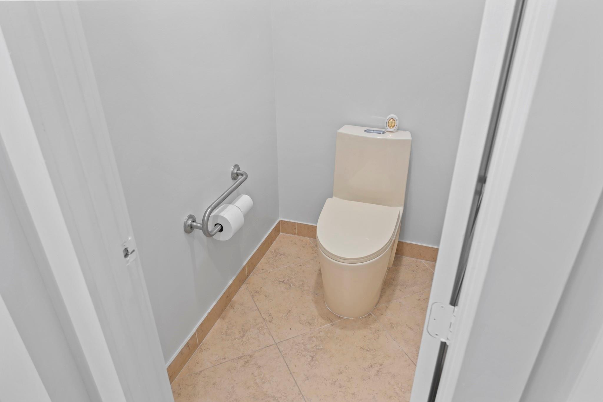 8840 Watercrest Cir Circle E Property Photo 77