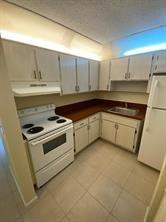 1856 Nw 52nd Avenue Property Photo 6