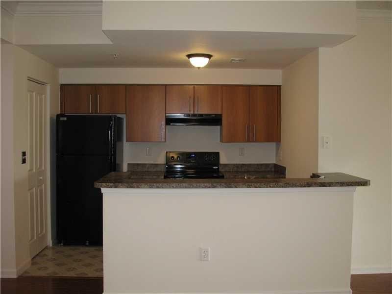 5800 W Sample Road 305 Property Photo 2