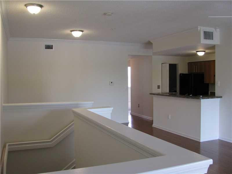 5800 W Sample Road 305 Property Photo 4