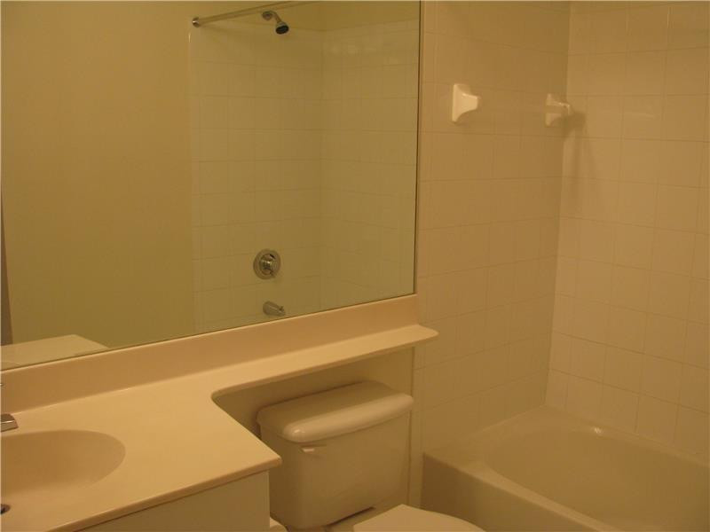 5800 W Sample Road 305 Property Photo 9
