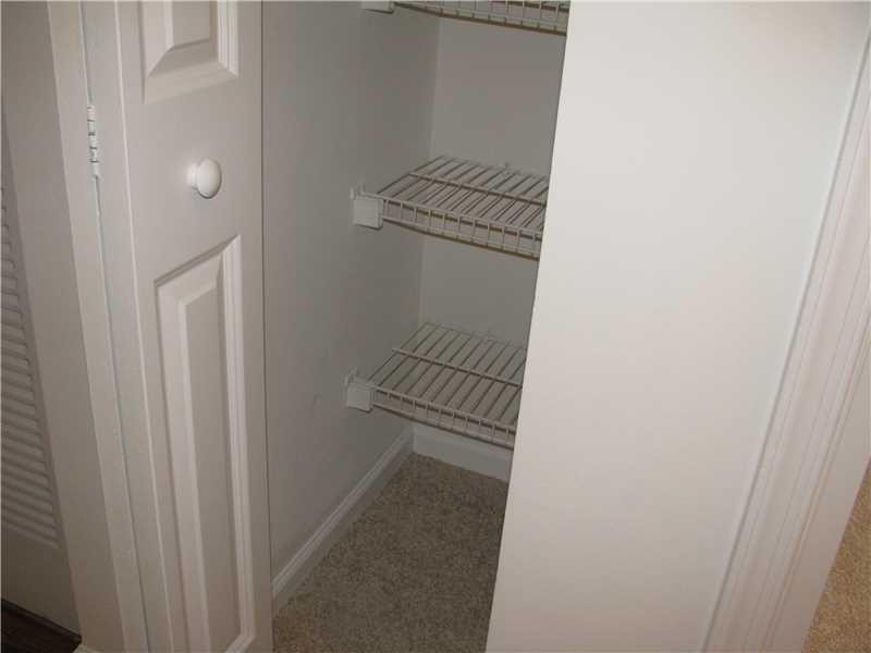 5800 W Sample Road 305 Property Photo 11