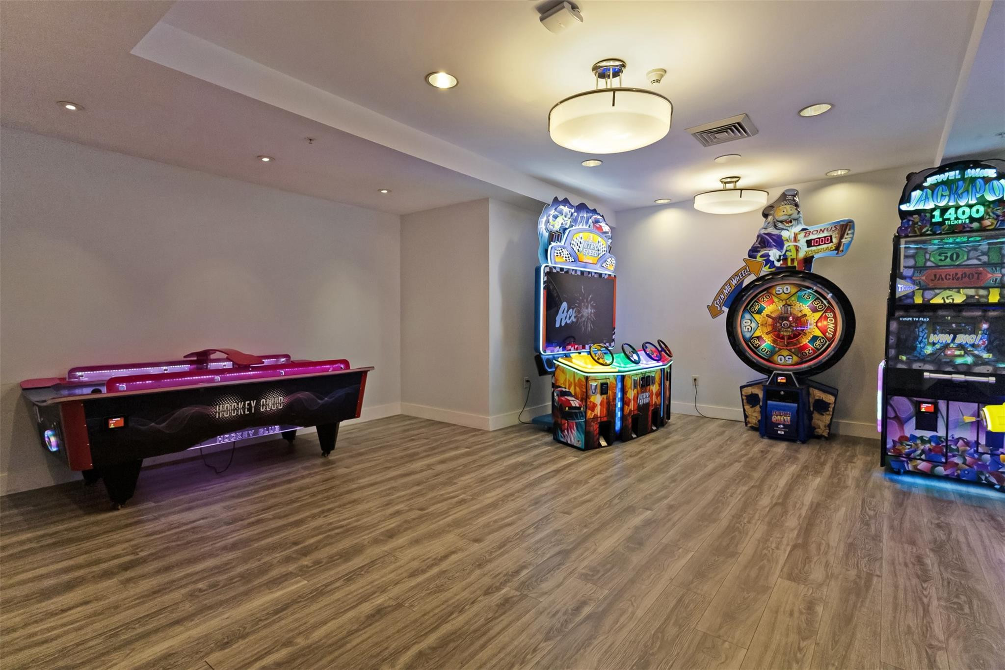 18001 Collins Avenue Property Photo 77