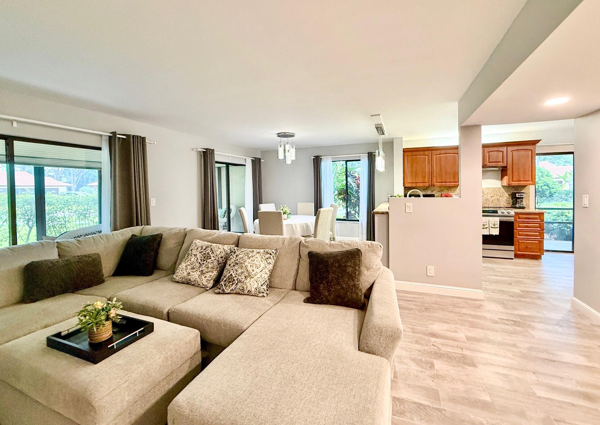 10615 Ocean Palm Way 102 Property Photo 7