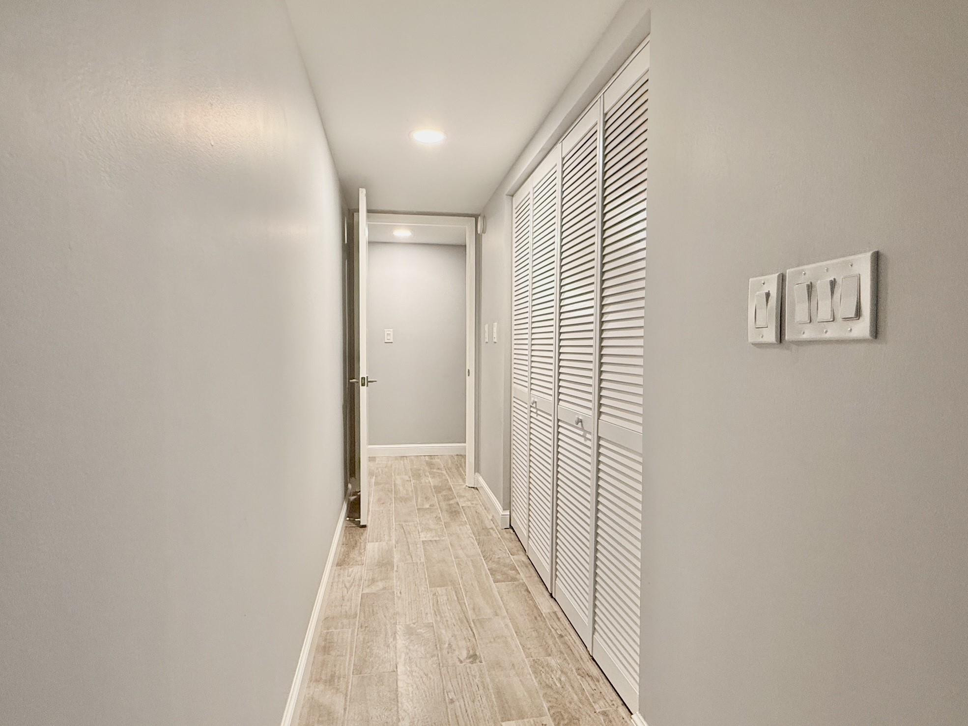 10615 Ocean Palm Way 102 Property Photo 29