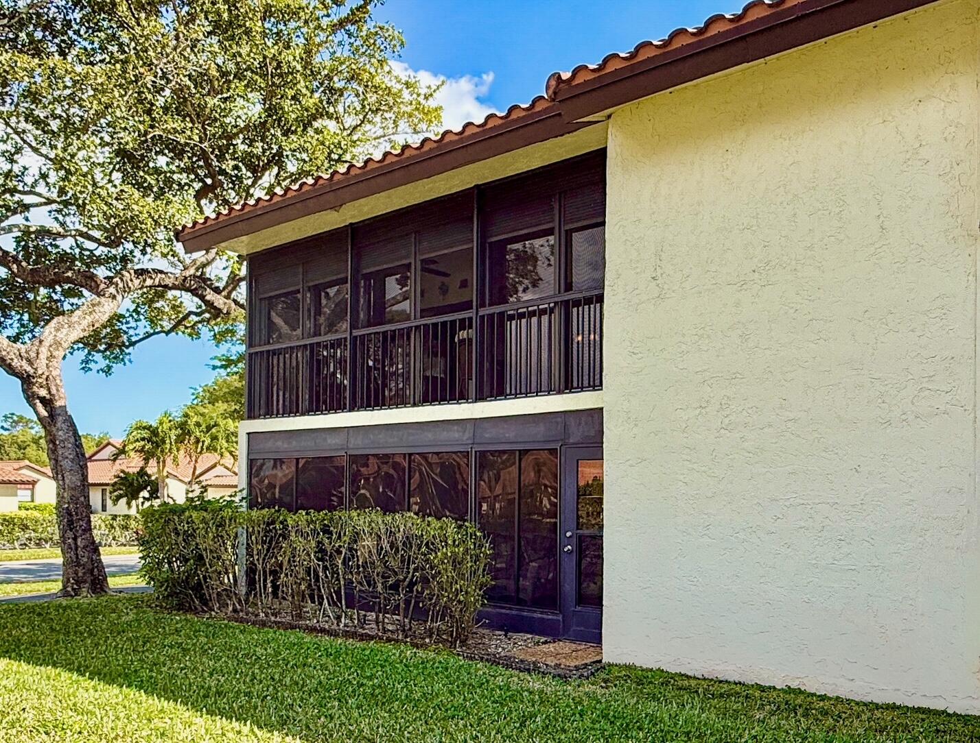 10615 Ocean Palm Way 102 Property Photo 34