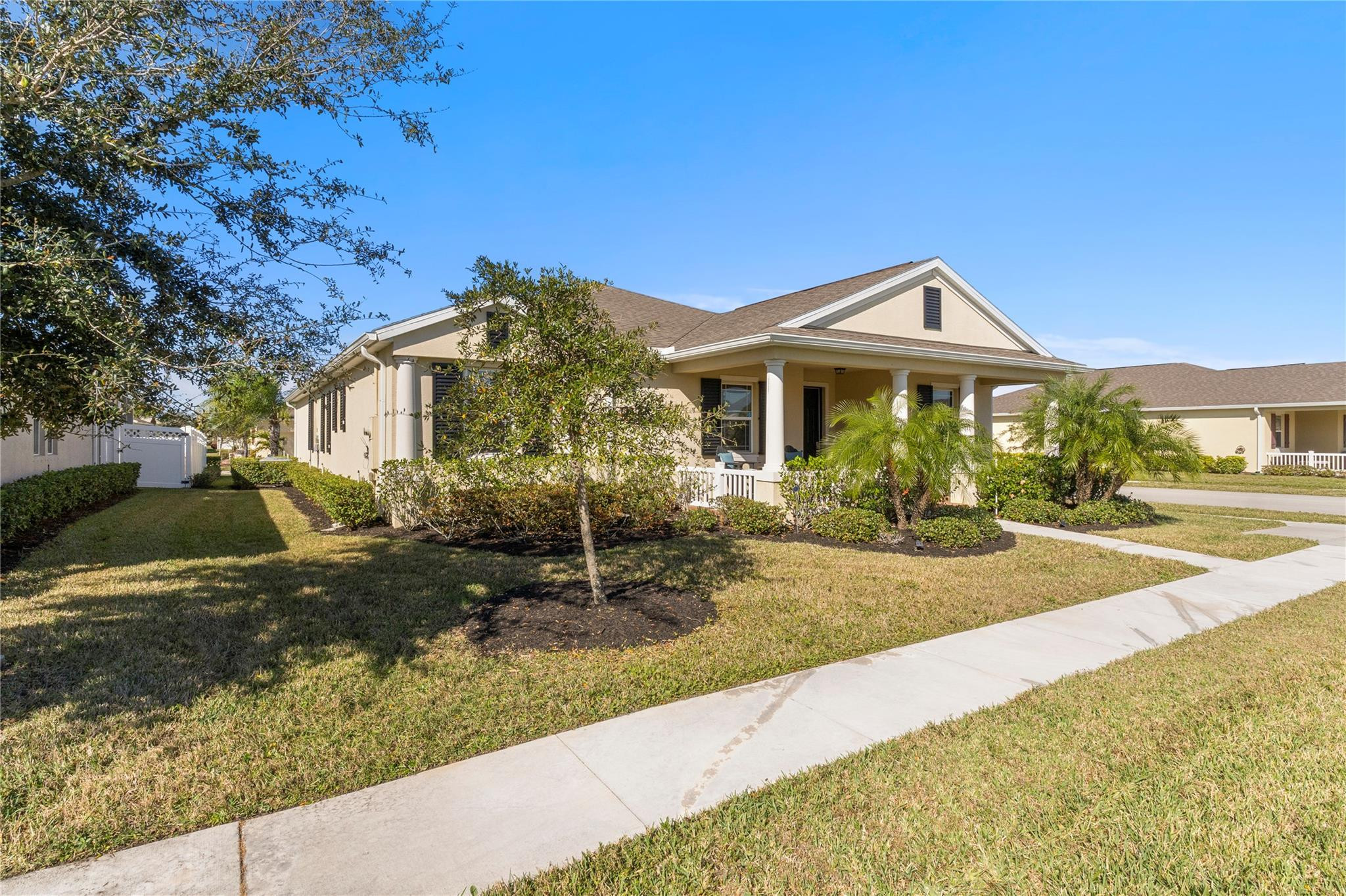 1420 Fortrose Drive Property Photo 4