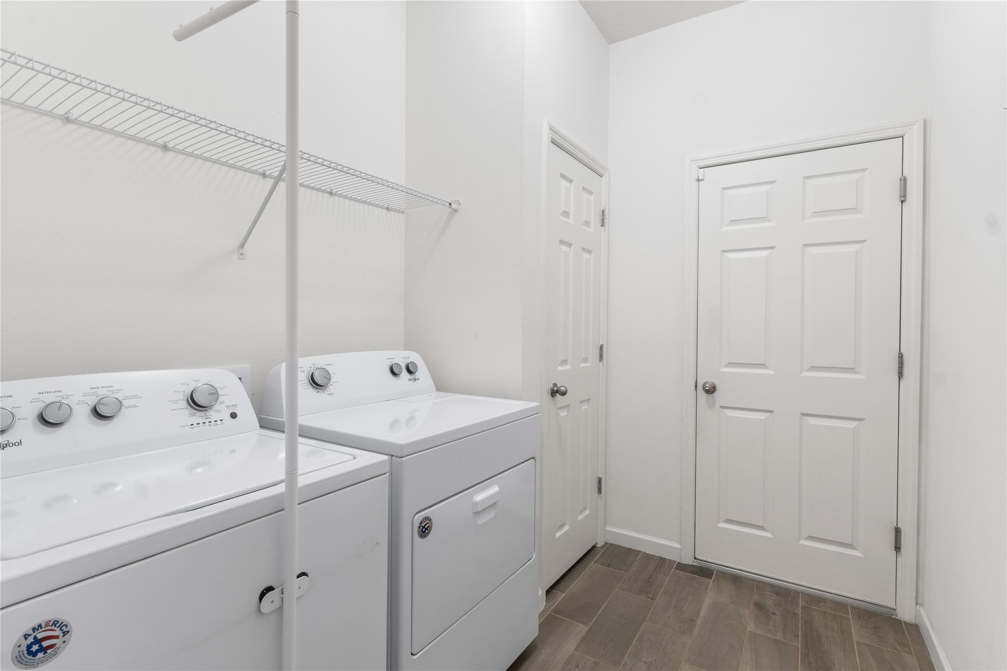 1420 Fortrose Drive Property Photo 8