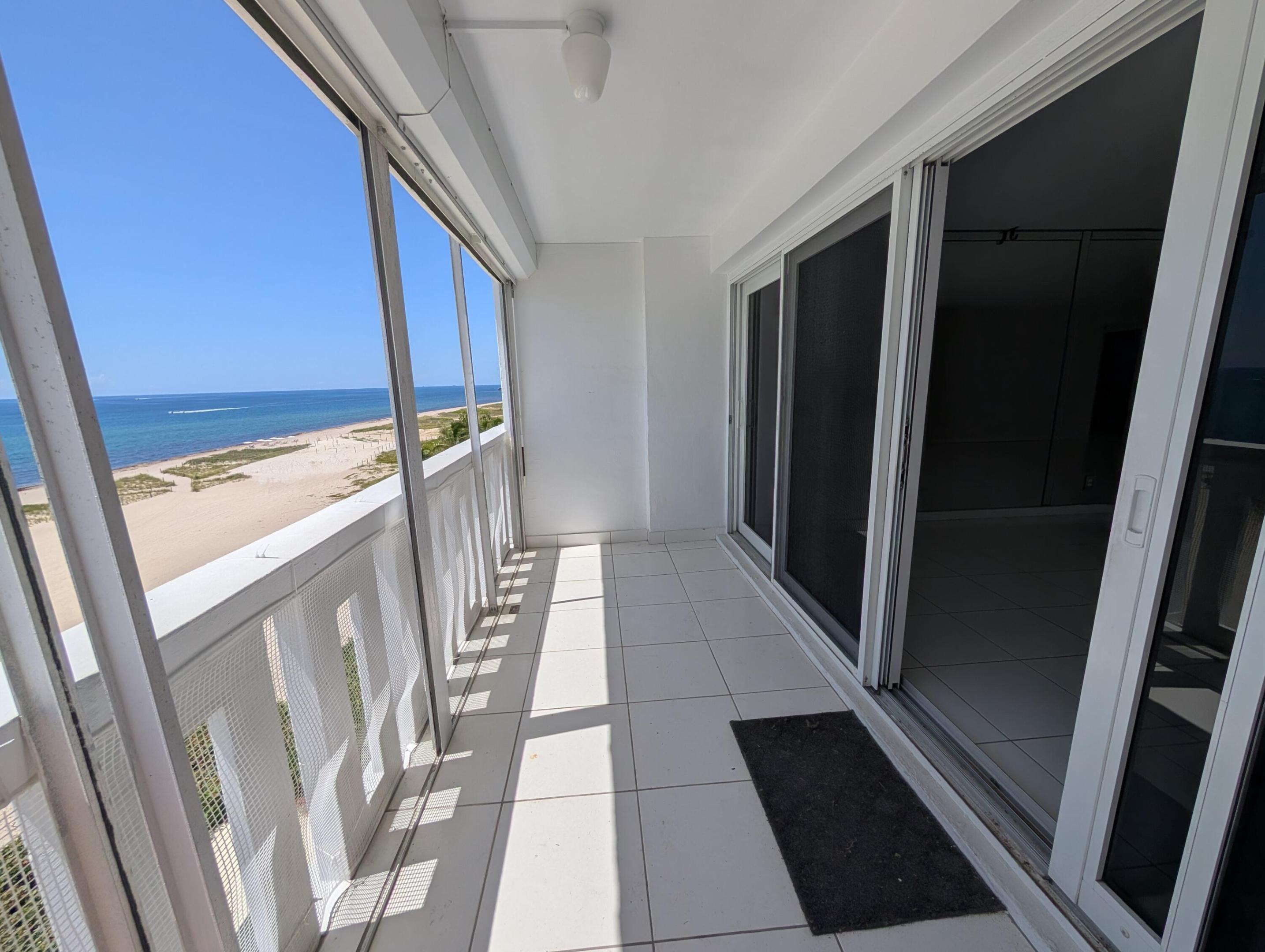 1012 N Ocean Boulevard 602 Property Photo 3