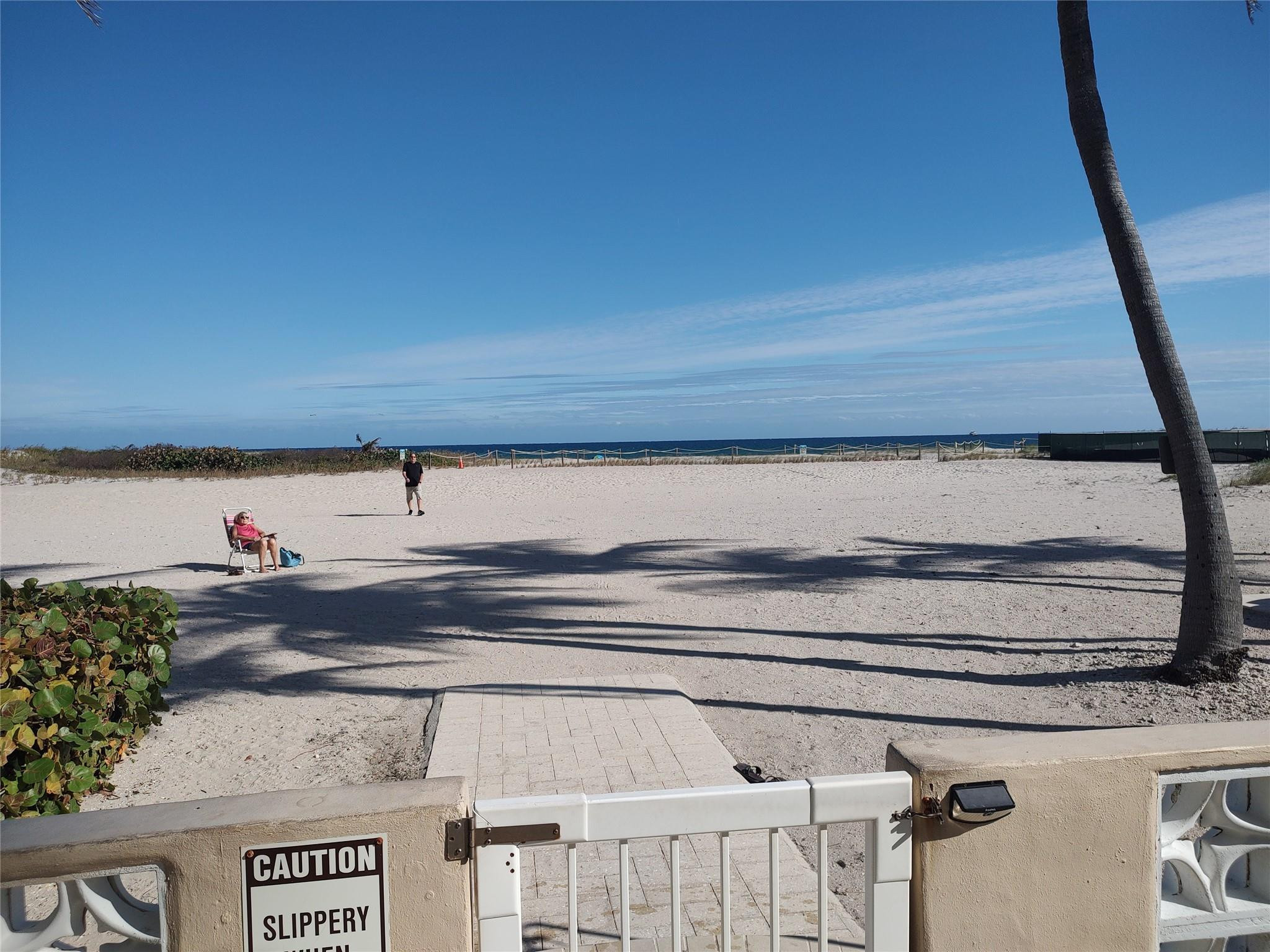 1012 N Ocean Boulevard 602 Property Photo 33