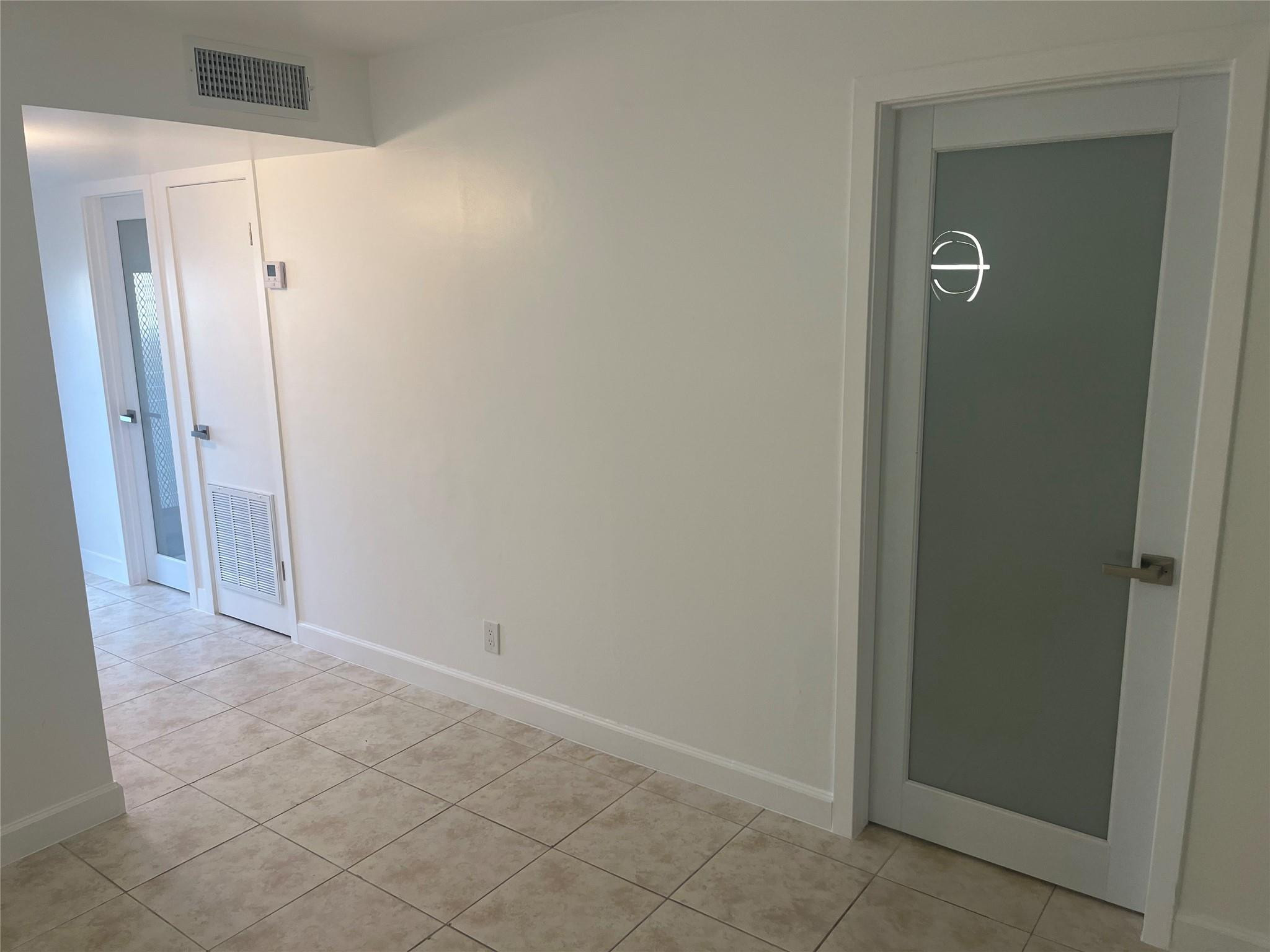 9800 Sunrise Lakes Boulevard 109 Property Photo 19