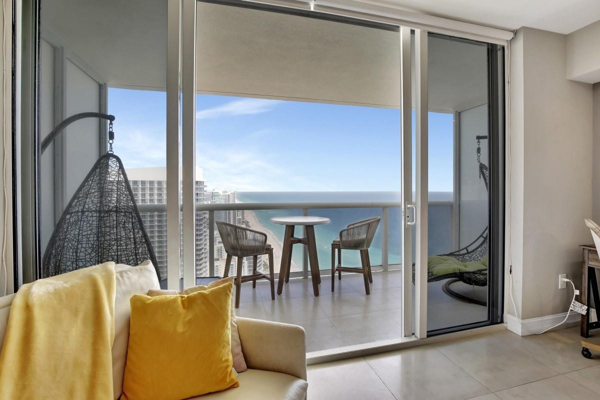 1830 S Ocean Boulevard 4612 Property Photo 1