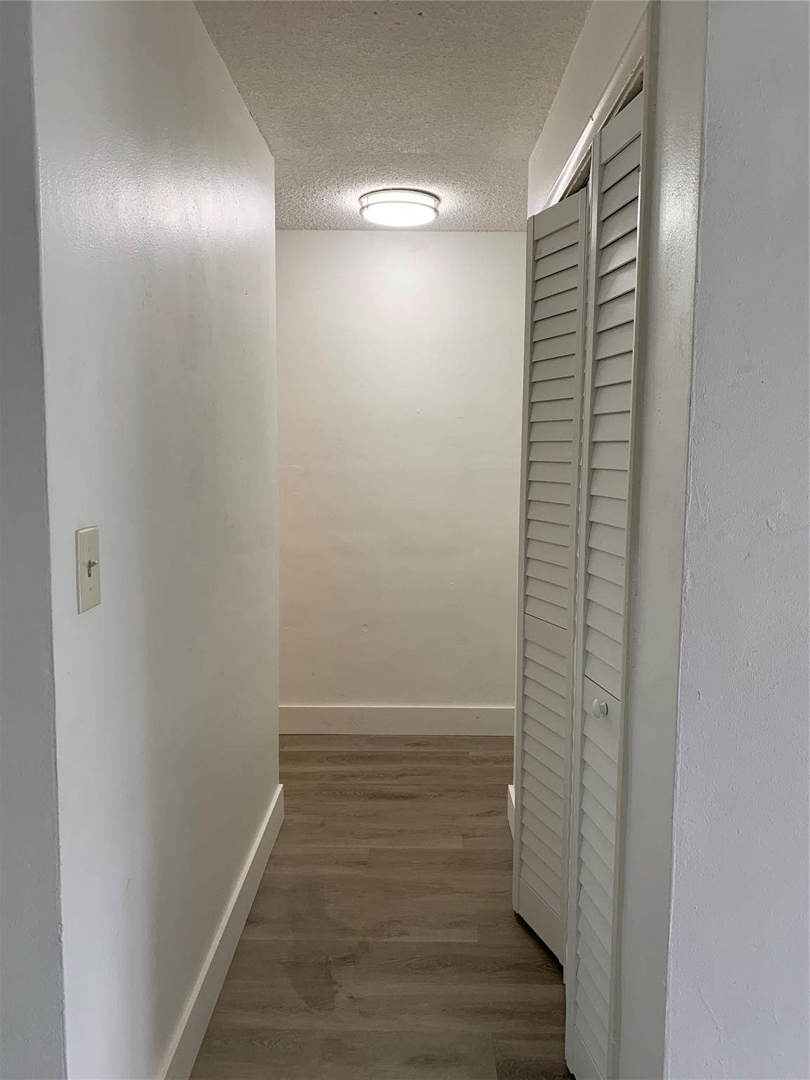 4241 Nw 27th Street Property Photo 5