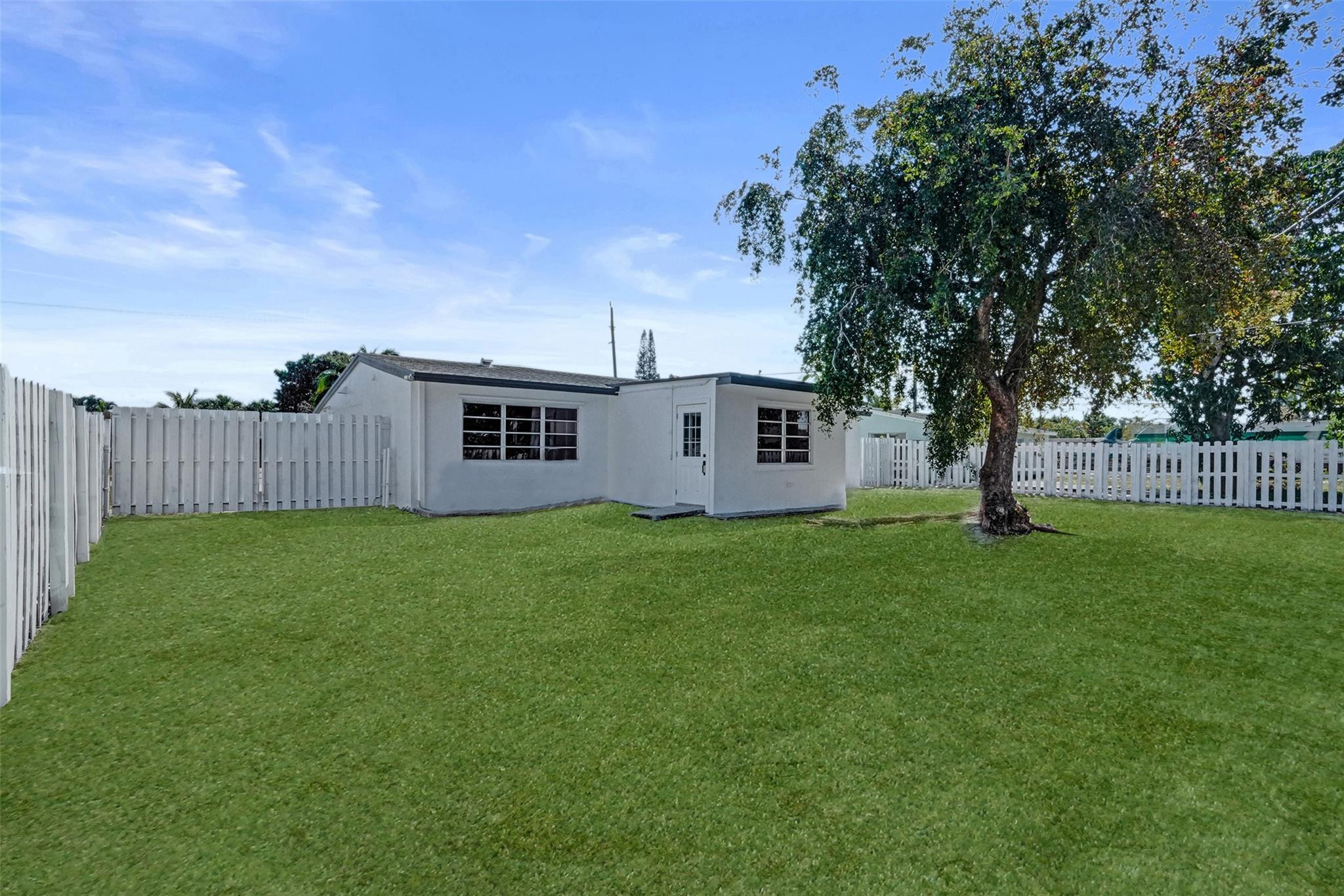 1437 Sw 1st Avenue Property Photo 25