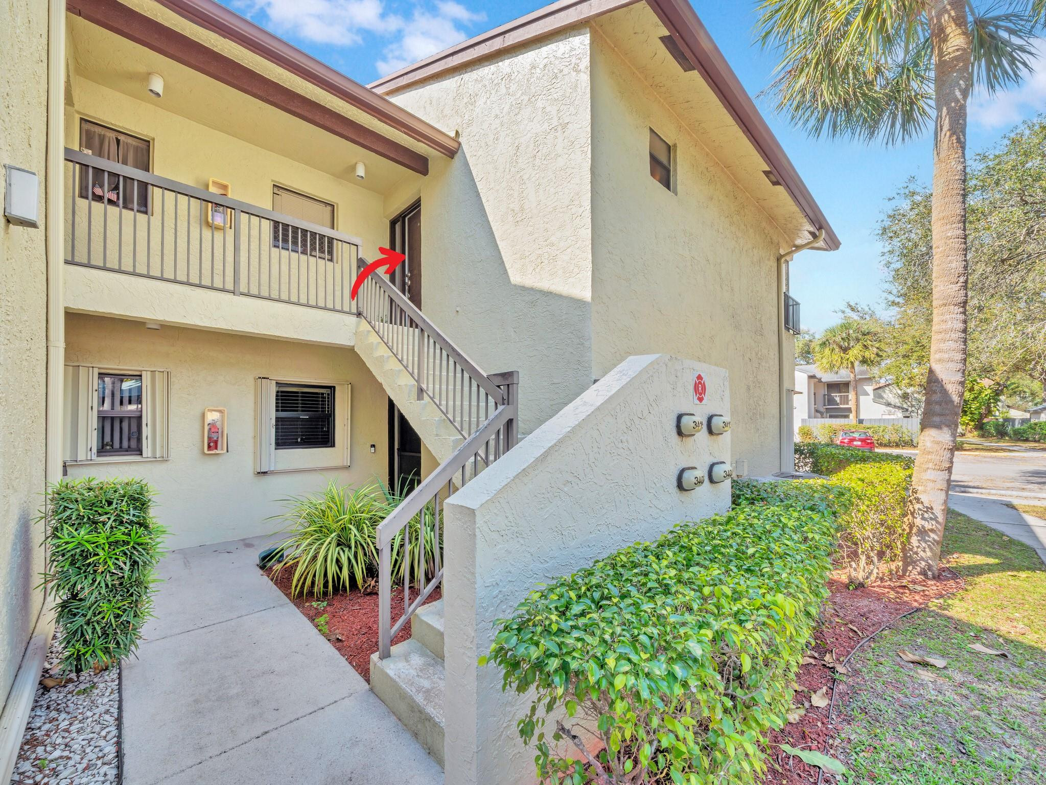 3413 Cocoplum Circle 3407 Property Photo 2