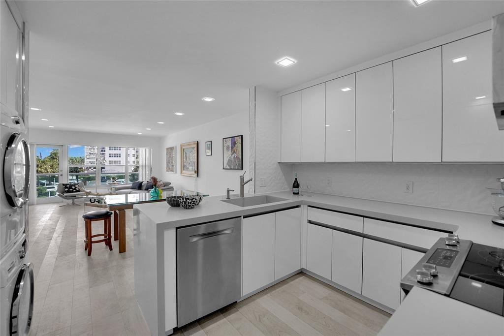 3550 Galt Ocean Drive 208 Property Photo 6