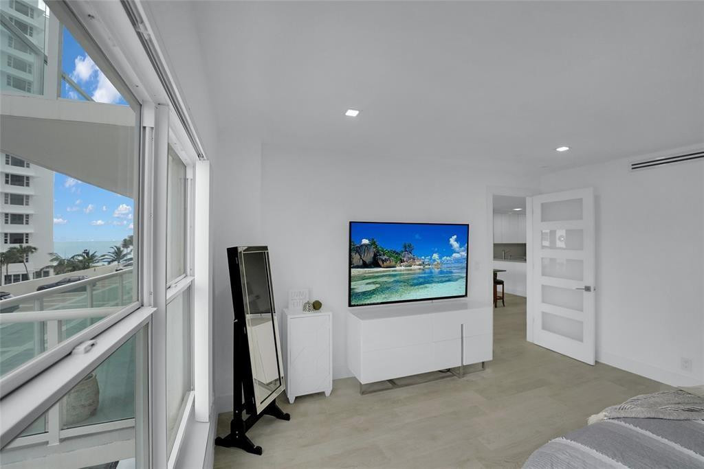 3550 Galt Ocean Drive 208 Property Photo 20
