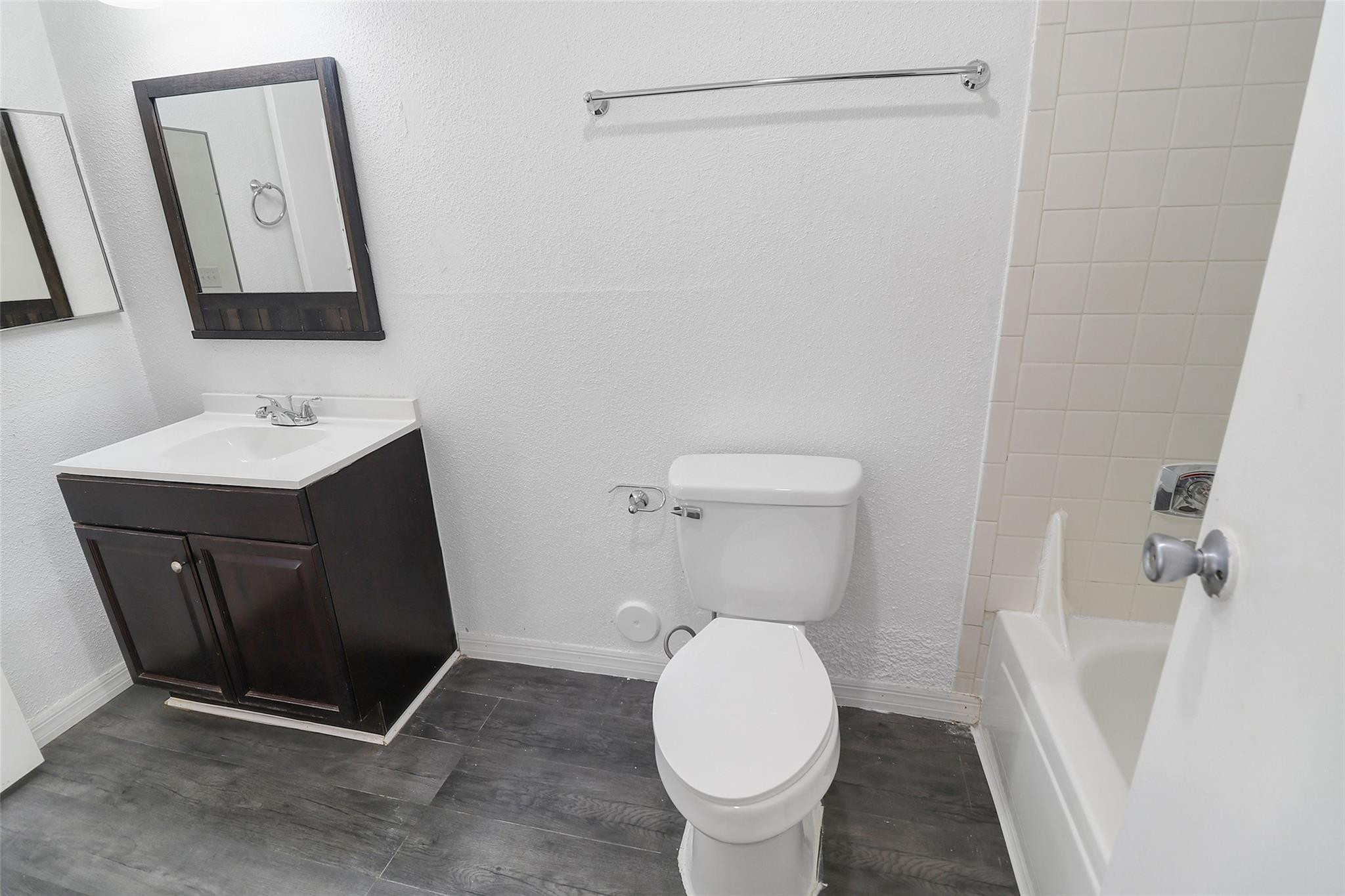 777 Riverside Drive 1516 Property Photo 16