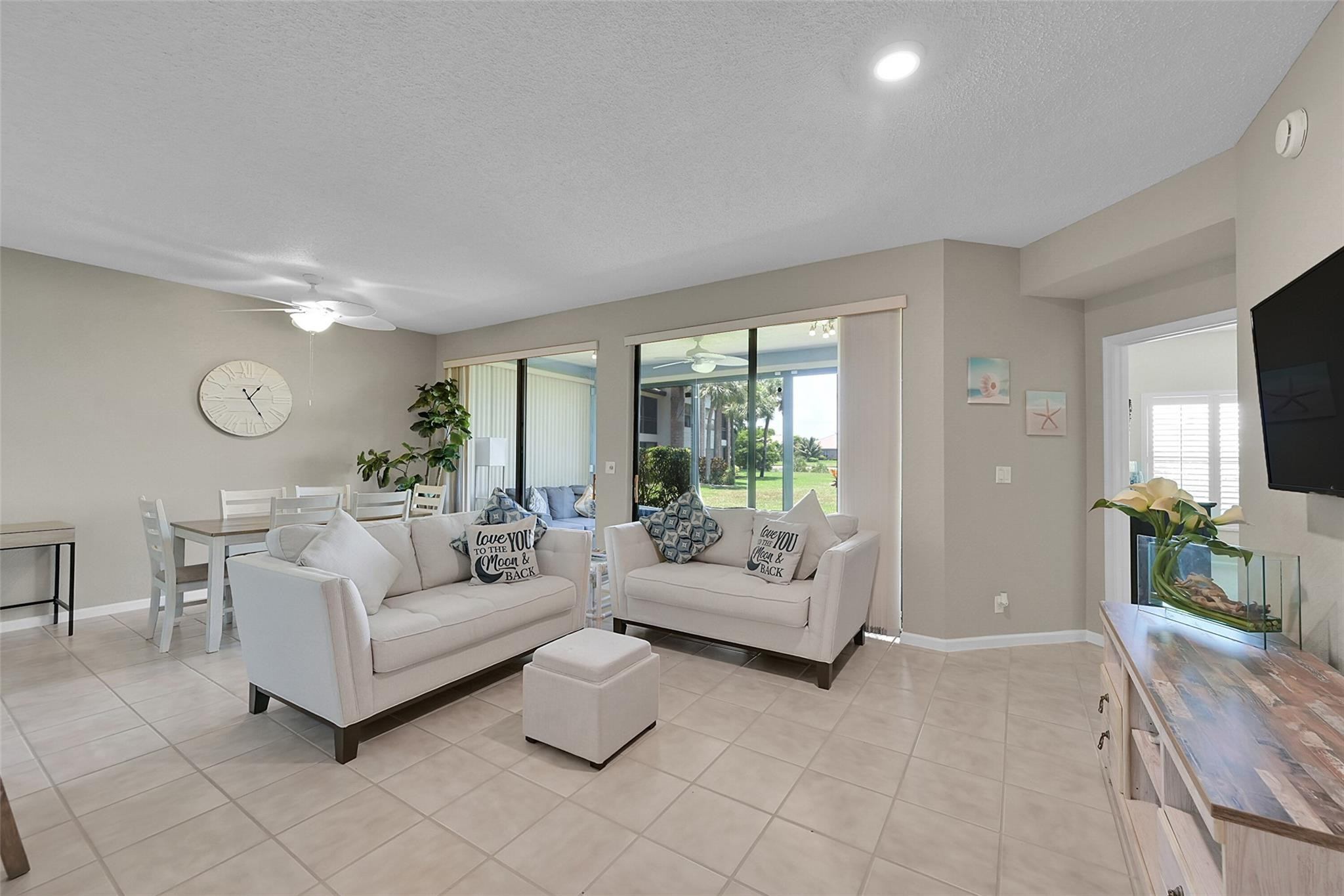 8049 Aberdeen Drive 101 Property Photo 8
