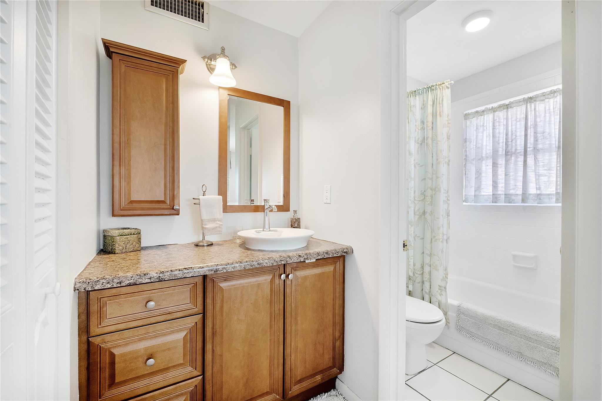7787 Golf Circle Drive 312 Property Photo 11