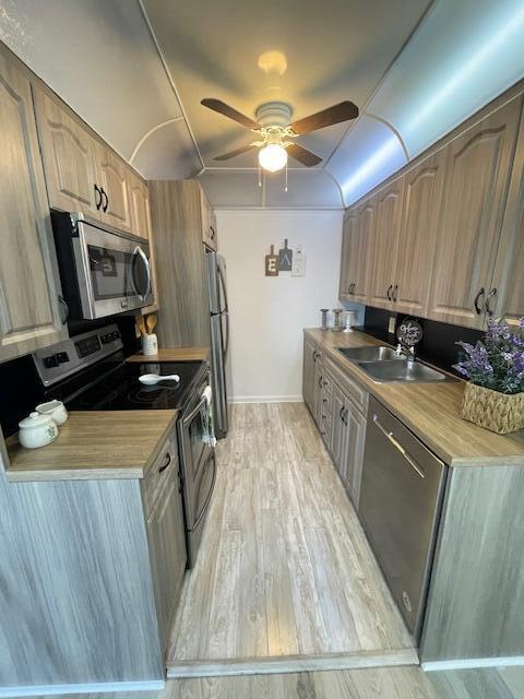 2075 Cornwall D 2075 Property Photo 9