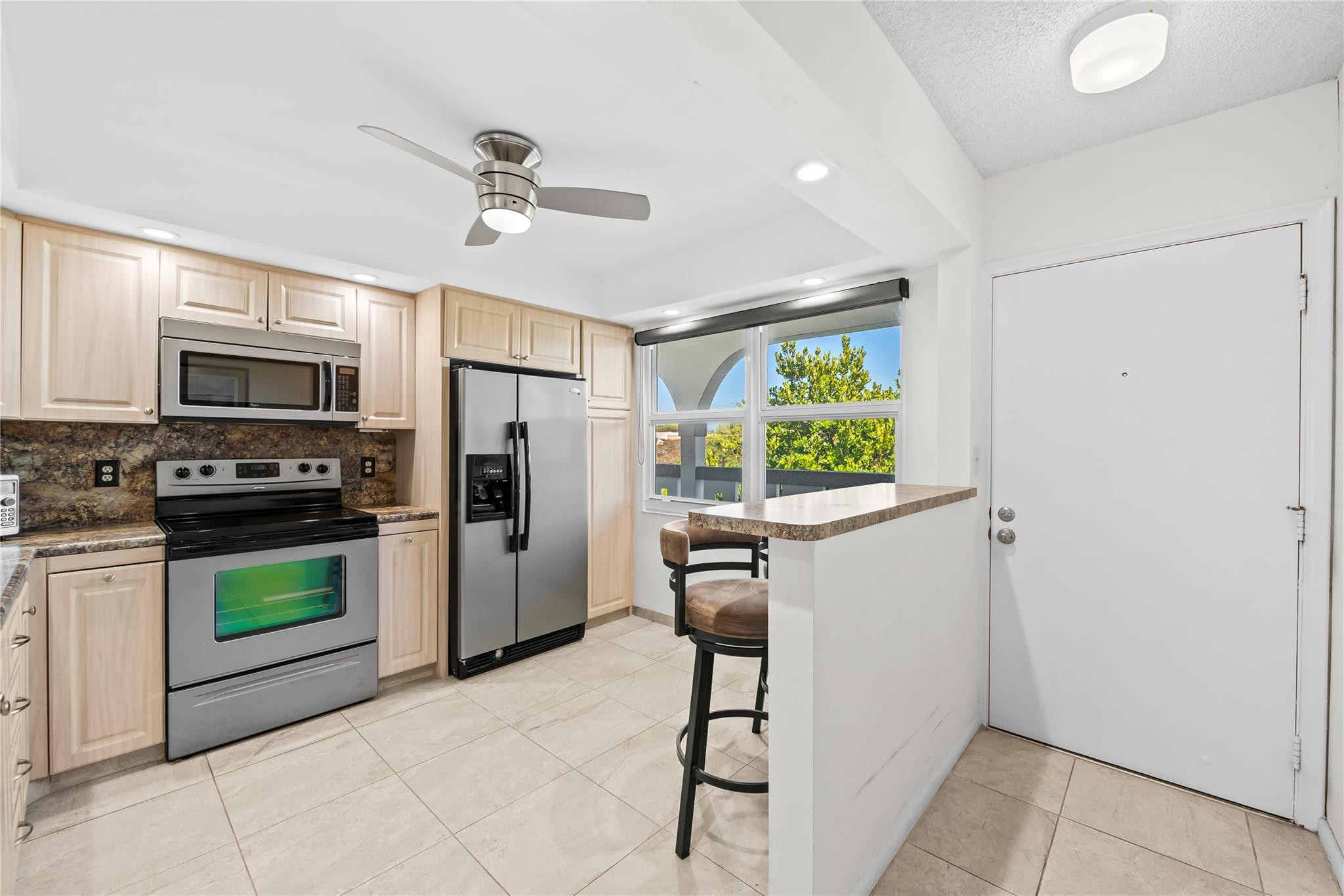 3501 Bimini Lane D4 Property Photo 5