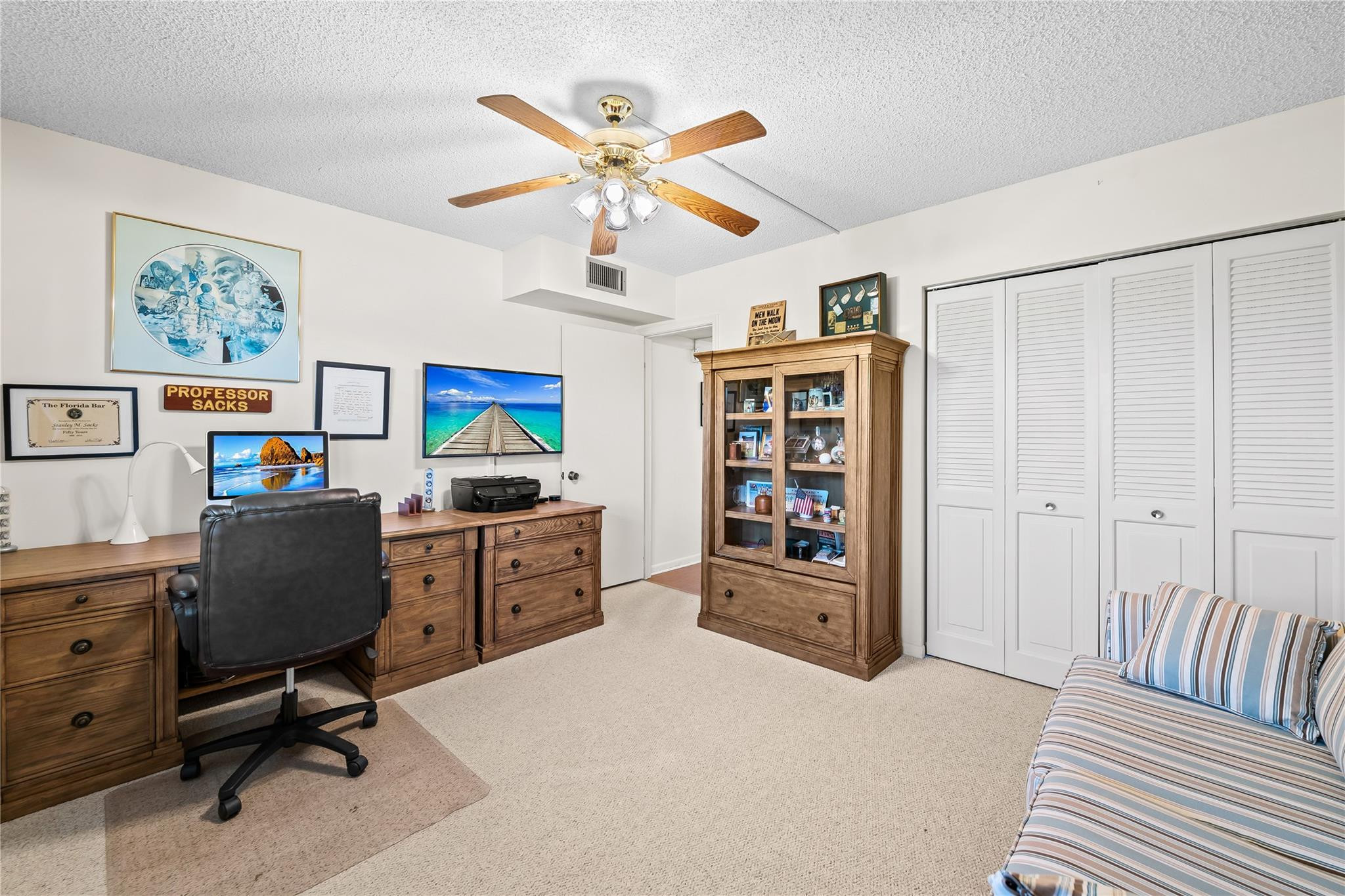 3501 Bimini Lane D4 Property Photo 17