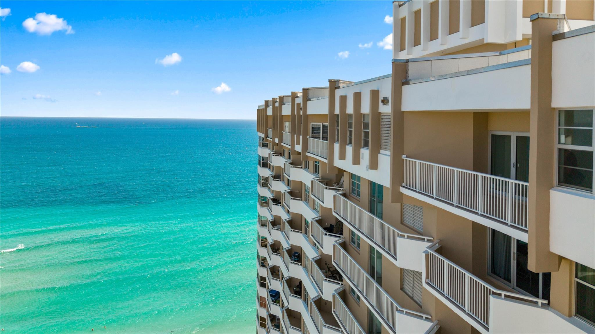 1950 S Ocean Drive Phb Property Photo 28