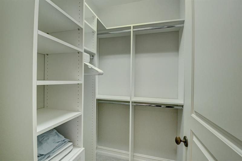 306 E Mallory Circle Property Photo 25