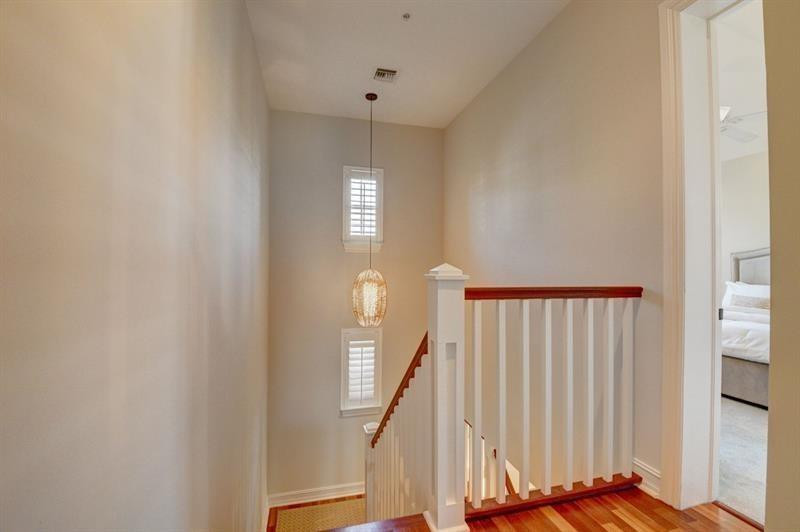 306 E Mallory Circle Property Photo 35