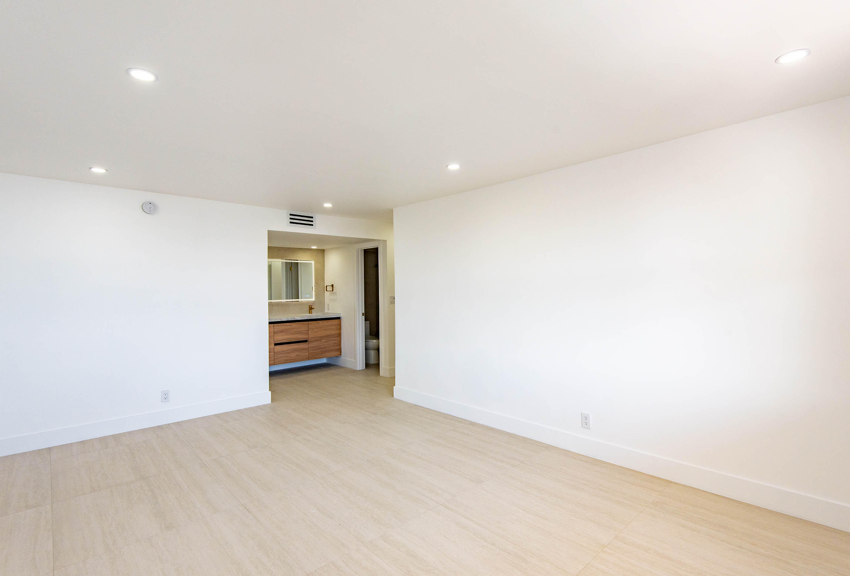 5200 N Ocean Boulevard 1503 Property Photo 21