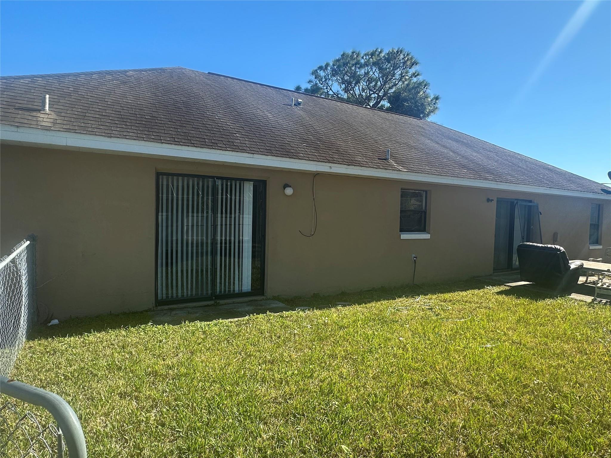 813 Seven Gables Circle Property Photo 3